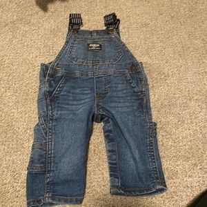 Osh Kosh Bgosh baby overalls 6 M